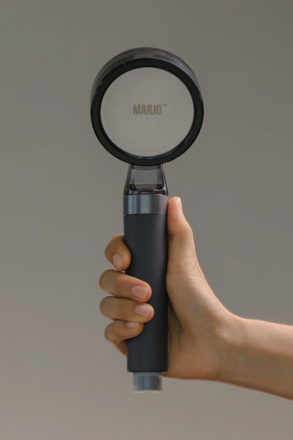 Marjo filtered shower head